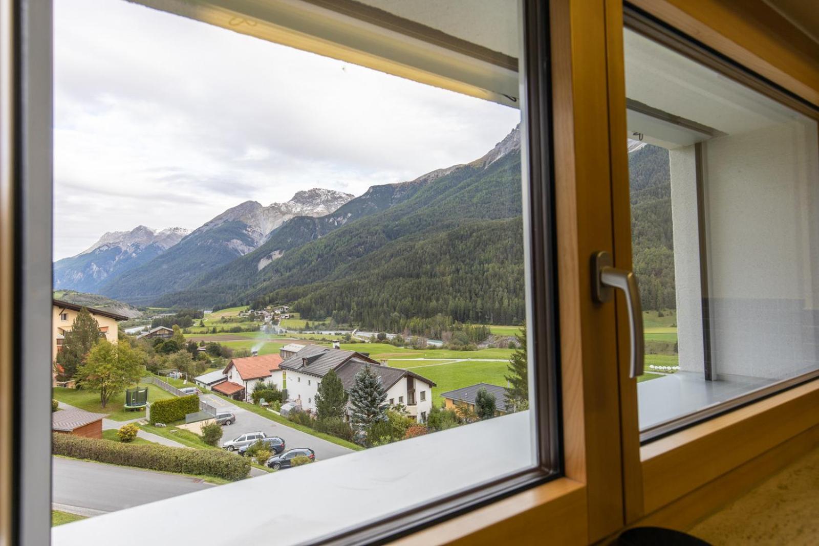 Chasa Vista Lischana Scuol Eksteriør bilde